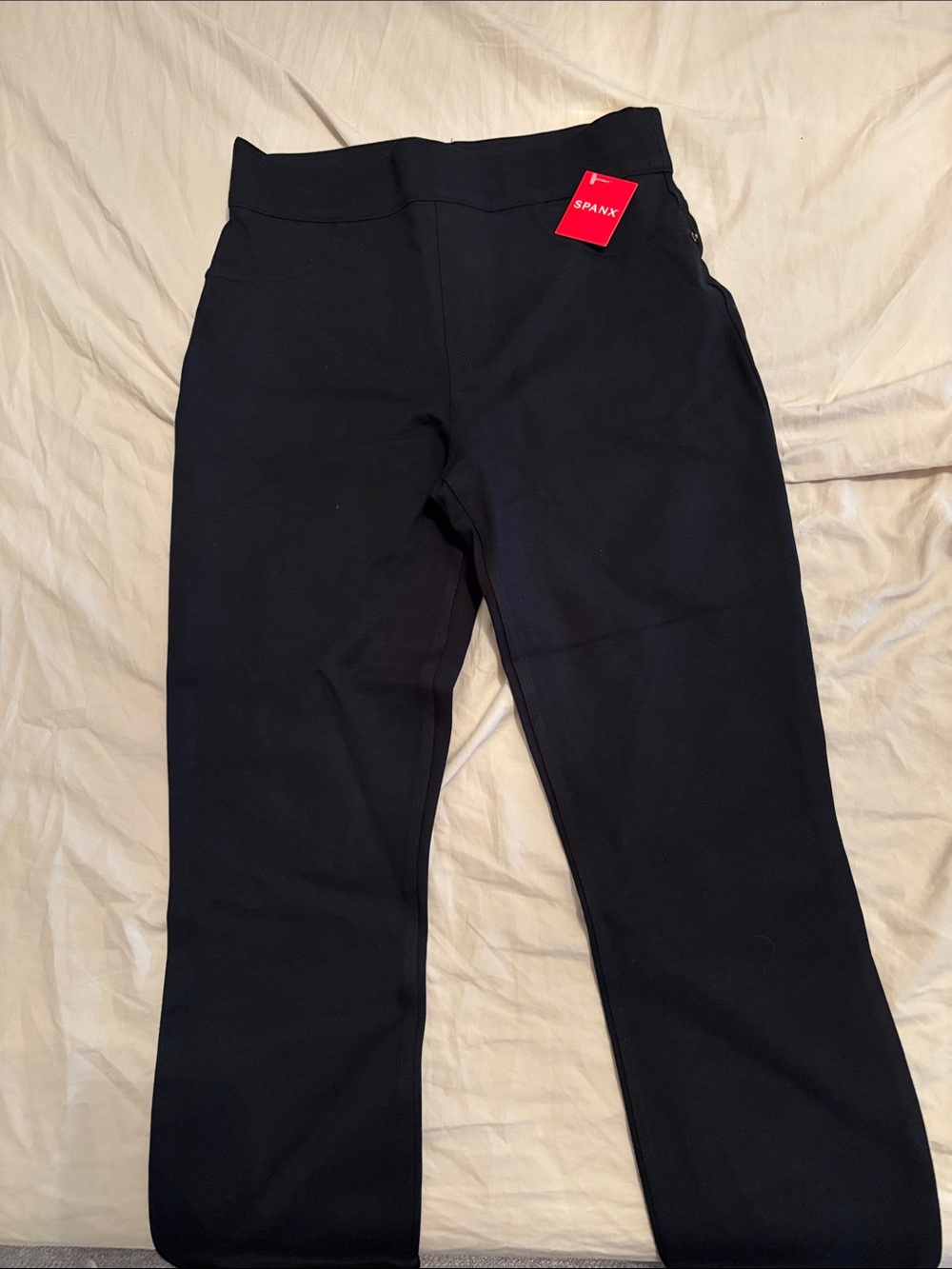NWT - SPANX Black Ponte Pull-On Joggers Size Medium womens Black
